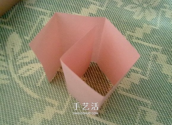 玫瑰紙盒的折法圖解 情人節(jié)漂亮禮品盒的折法 -  rpnrmr.com