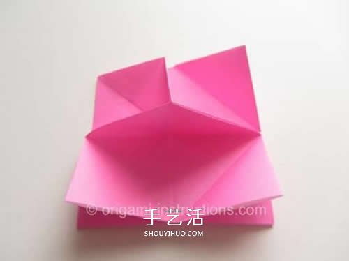 旋轉(zhuǎn)玫瑰怎么折圖解 手工旋轉(zhuǎn)的玫瑰花折紙 -  rpnrmr.com