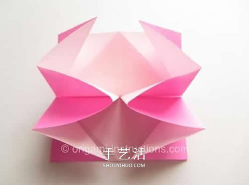旋轉(zhuǎn)玫瑰怎么折圖解 手工旋轉(zhuǎn)的玫瑰花折紙 -  rpnrmr.com