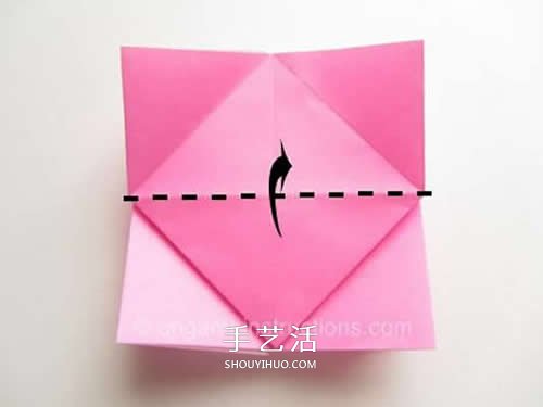 旋轉(zhuǎn)玫瑰怎么折圖解 手工旋轉(zhuǎn)的玫瑰花折紙 -  rpnrmr.com