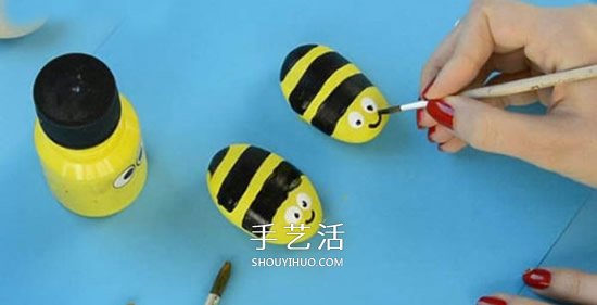 兒童鵝卵石畫蜜蜂教程 簡單鵝卵石蜜蜂的畫法 -  rpnrmr.com