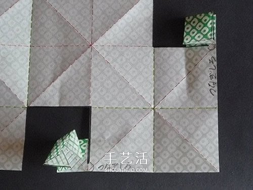 連體千紙鶴的折法圖解 一張紙折出三只紙鶴 -  rpnrmr.com