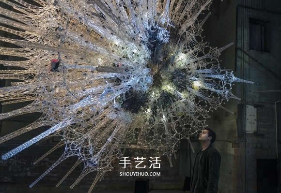 被凍結(jié)的魔法冰束 巨型亞克力仿雪花結(jié)晶裝置 -  rpnrmr.com