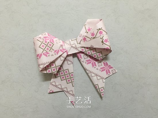 彩紙折蝴蝶結(jié)的方法 漂亮蝴蝶結(jié)手工折紙圖解 -  rpnrmr.com