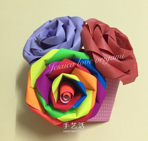 漂亮七彩玫瑰花的做法 簡單手工折紙彩虹玫瑰 -  rpnrmr.com