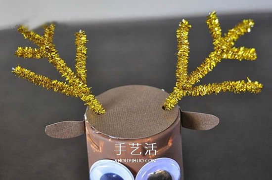圣誕節(jié)馴鹿的制作方法 幼兒做紙杯馴鹿的教程 -  rpnrmr.com