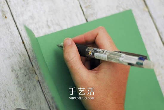 圣誕花環(huán)賀卡制作方法 簡單自制圣誕賀卡教程 -  rpnrmr.com