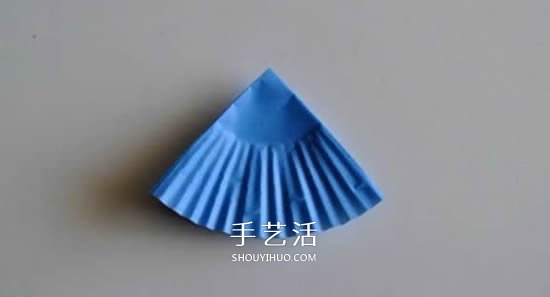 蛋糕紙圣誕樹的做法 簡(jiǎn)單又可愛(ài)平面圣誕樹DIY -  rpnrmr.com