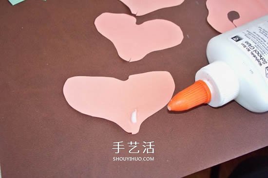 卡紙玫瑰花的做法圖解 簡單彩色紙玫瑰制作 -  rpnrmr.com