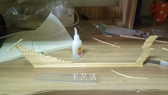 古代戰(zhàn)船模型手工制作 純以一次性筷子完成 -  rpnrmr.com