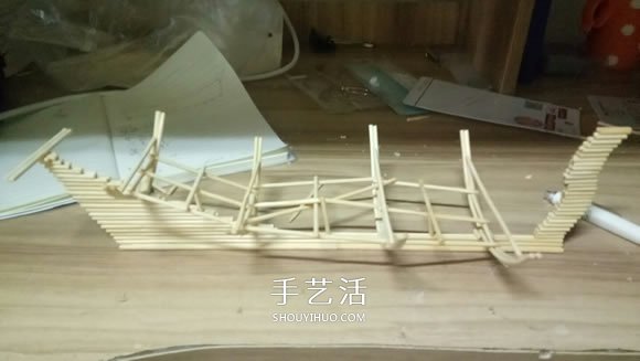 古代戰(zhàn)船模型手工制作 純以一次性筷子完成 -  rpnrmr.com