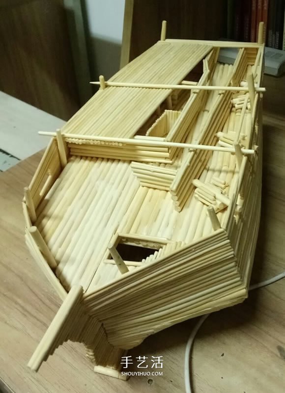 古代戰(zhàn)船模型手工制作 純以一次性筷子完成 -  rpnrmr.com
