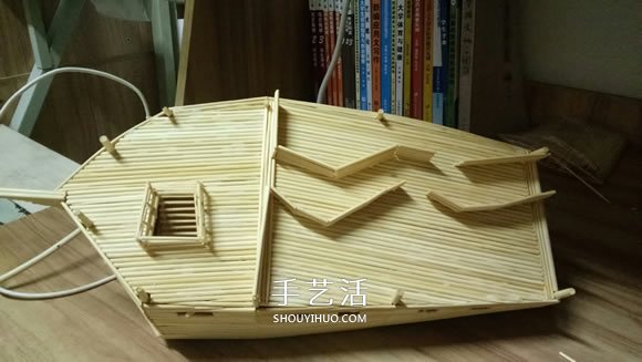 古代戰(zhàn)船模型手工制作 純以一次性筷子完成 -  rpnrmr.com