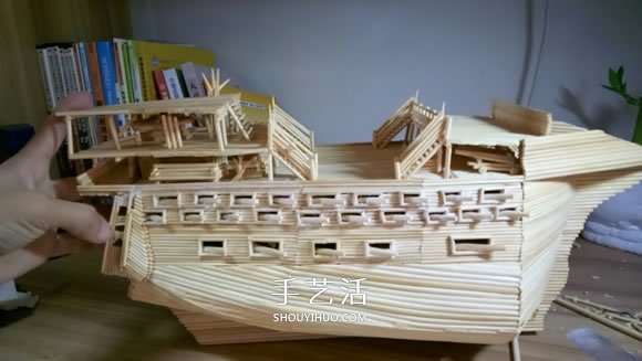 古代戰(zhàn)船模型手工制作 純以一次性筷子完成 -  rpnrmr.com