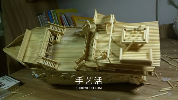 古代戰(zhàn)船模型手工制作 純以一次性筷子完成 -  rpnrmr.com