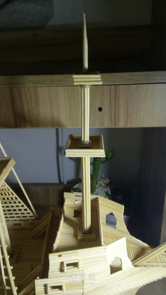 古代戰(zhàn)船模型手工制作 純以一次性筷子完成 -  rpnrmr.com
