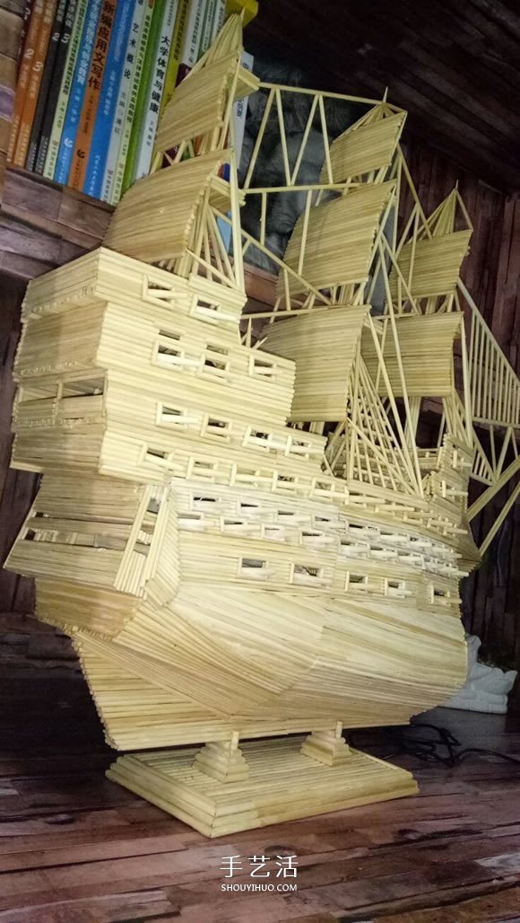 古代戰(zhàn)船模型手工制作 純以一次性筷子完成 -  rpnrmr.com