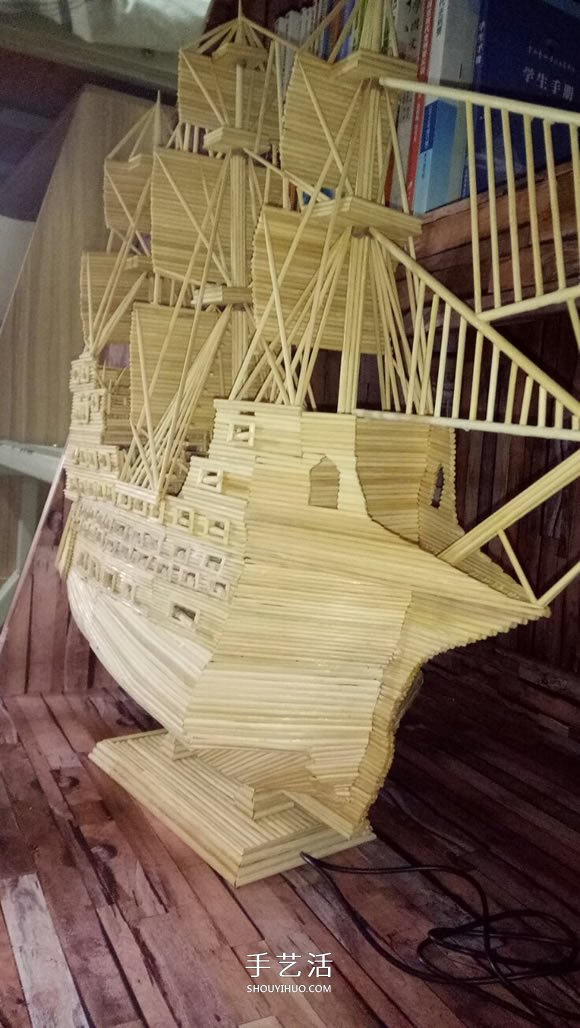 古代戰(zhàn)船模型手工制作 純以一次性筷子完成 -  rpnrmr.com