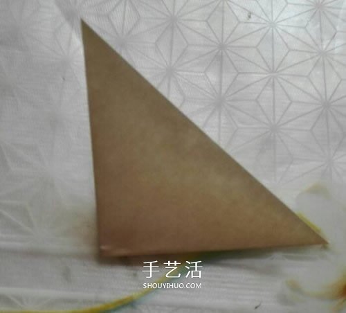 簡(jiǎn)單Hello Kitty折紙 兒童折凱蒂貓的教程 -  rpnrmr.com