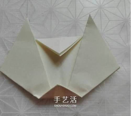 簡(jiǎn)單Hello Kitty折紙 兒童折凱蒂貓的教程 -  rpnrmr.com