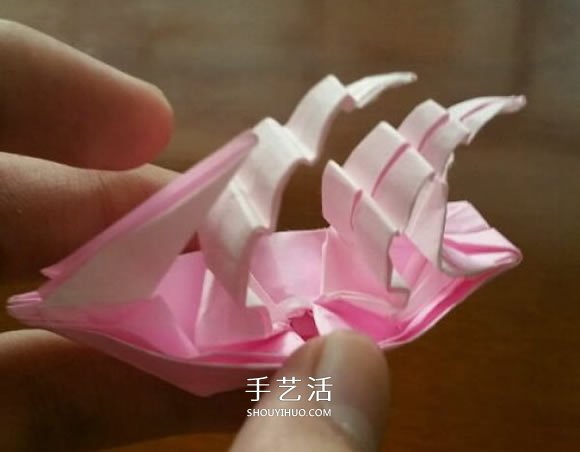 揚(yáng)帆帆船的折法圖解 折紙古代帆船的步驟圖 -  rpnrmr.com