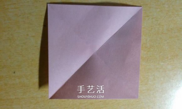 鏤空紙花球怎么折圖解 簡(jiǎn)單手工花球的折法 -  rpnrmr.com