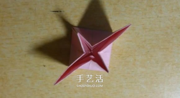 鏤空紙花球怎么折圖解 簡(jiǎn)單手工花球的折法 -  rpnrmr.com