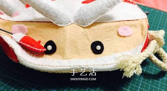 不織布制作圣誕老人包包 布藝卡通圣誕包做法 -  rpnrmr.com
