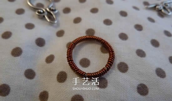 DIY銅線手鏈的步驟圖 銅線手工制作手飾教程 -  rpnrmr.com