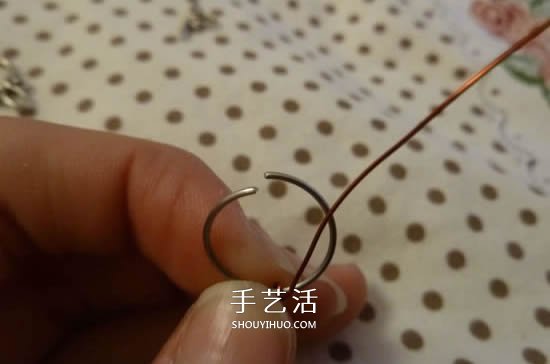 DIY銅線手鏈的步驟圖 銅線手工制作手飾教程 -  rpnrmr.com