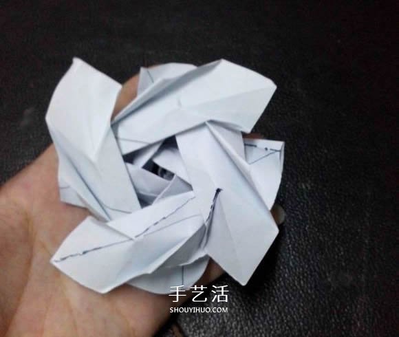 妮妮玫瑰的折法圖解 手工漂亮紙玫瑰折紙步驟 -  rpnrmr.com