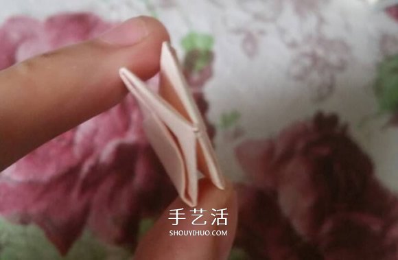 百合花的折法簡單易學 怎么折百合花的圖片 -  rpnrmr.com