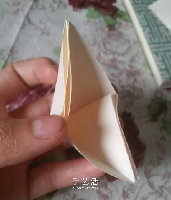 百合花的折法簡單易學 怎么折百合花的圖片 -  rpnrmr.com