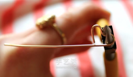 送女友的小禮物 利用金屬絲做一枚愛心戒指 -  rpnrmr.com