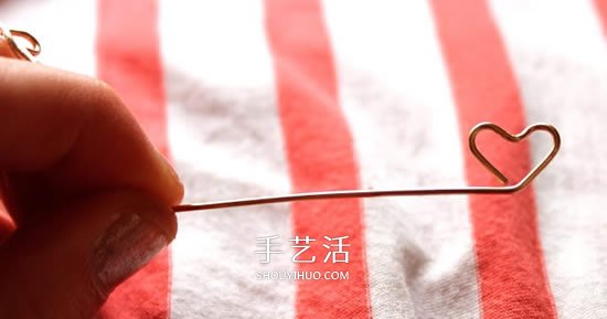 送女友的小禮物 利用金屬絲做一枚愛心戒指 -  rpnrmr.com