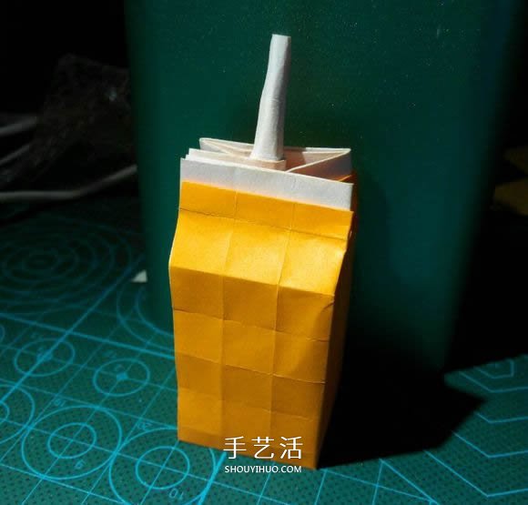 有趣的手工折紙教程 帶吸管牛奶盒的折法圖解 -  rpnrmr.com