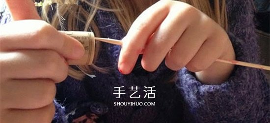紅酒瓶塞制作爆竹 做一個喜慶的春節(jié)新年掛飾 -  rpnrmr.com