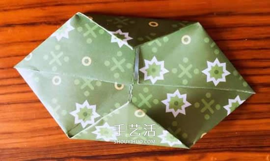 卷紙筒廢物利用 和紙花一起做漂亮圣誕花環(huán) -  rpnrmr.com