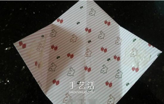 特色紙盒的折法圖解 折一個(gè)四葉草盒子的教程 -  rpnrmr.com