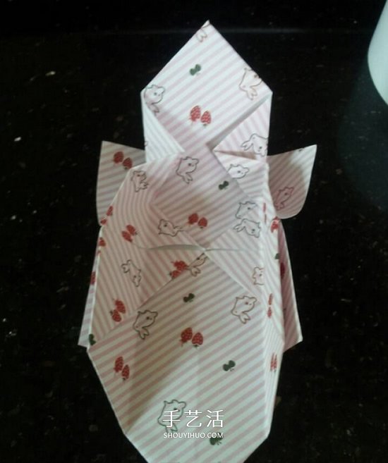 特色紙盒的折法圖解 折一個(gè)四葉草盒子的教程 -  rpnrmr.com