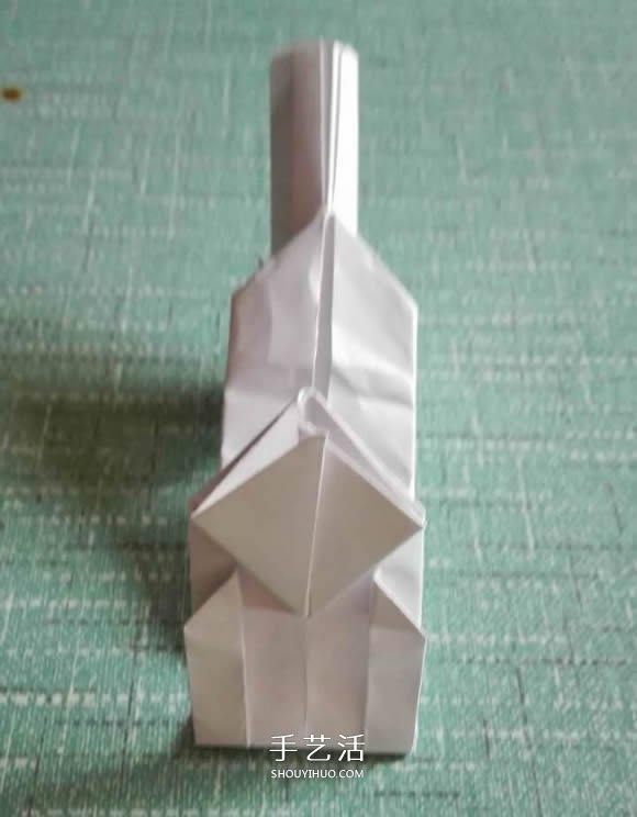 簡單現(xiàn)代兵器折紙教程 可愛小坦克的折法圖解 -  rpnrmr.com