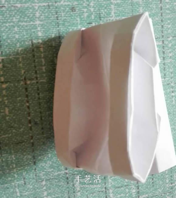 簡單現(xiàn)代兵器折紙教程 可愛小坦克的折法圖解 -  rpnrmr.com