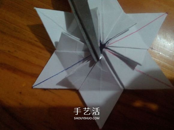 3D立體雪花的折紙圖解 復(fù)雜精美雪花的折法 -  rpnrmr.com