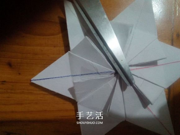 3D立體雪花的折紙圖解 復(fù)雜精美雪花的折法 -  rpnrmr.com