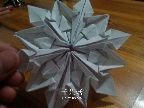 3D立體雪花的折紙圖解 復(fù)雜精美雪花的折法 -  rpnrmr.com