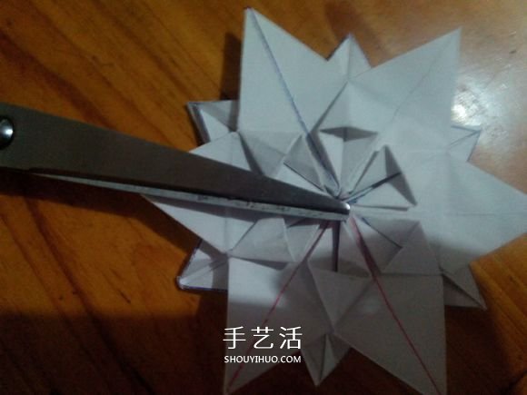 3D立體雪花的折紙圖解 復(fù)雜精美雪花的折法 -  rpnrmr.com