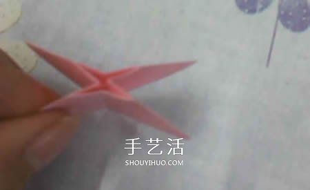 帶蓋方形包裝盒的折法 還包括盒蓋上的蝴蝶結 -  rpnrmr.com
