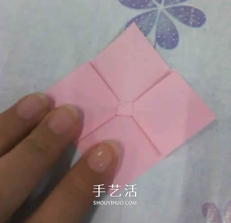 帶蓋方形包裝盒的折法 還包括盒蓋上的蝴蝶結 -  rpnrmr.com