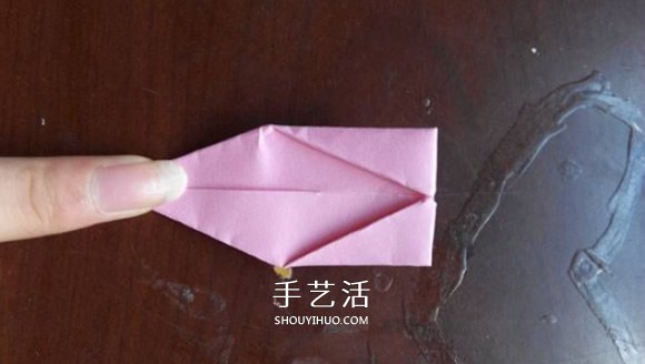 超簡(jiǎn)單的折紙教程 美麗荷花的折法步驟圖解 -  rpnrmr.com