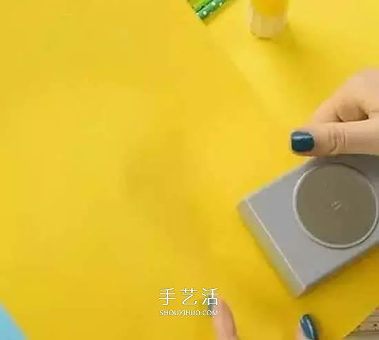 重陽(yáng)節(jié)兒童小手工 漂亮又可愛(ài)卡紙菊花的做法 -  rpnrmr.com